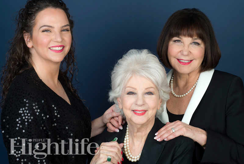 Elizabeth Grant, cover in Hightlife People